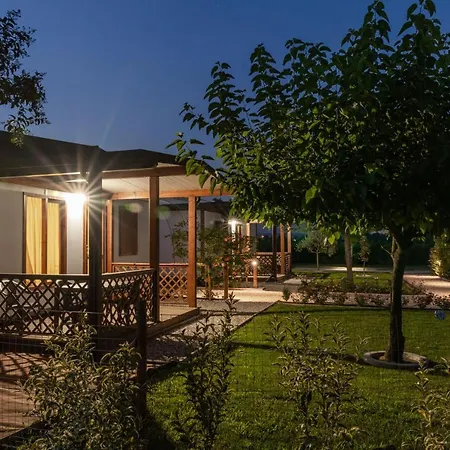 E Agricamping Le Nosare Farm stay Valeggio sul Mincio